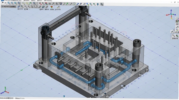 SINOVATION模具设计模块界面，展示一副完整的注塑模具3D结构图，包含模架、型腔镶件、顶针和冷却水路，模型以半透明模式显示内部结构，背景为浅蓝色工程网格