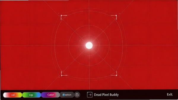 Dead Pixel Buddy全屏坏点检测画面,显示红色纯色背景,屏幕中央有一个明显的白色亮点,周围有细微的网格线辅助定位,界面底部有颜色切换按钮和退出提示,整体风格专业且直观