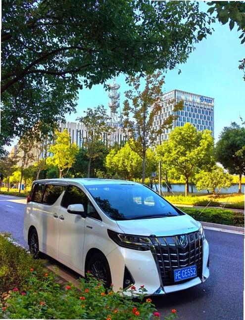 呼我出行接送机版 机场接送车辆实拍